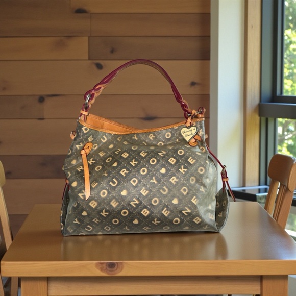 Dooney & Bourke Stylish Monogram Handbag NWOT - Picture 2 of 10